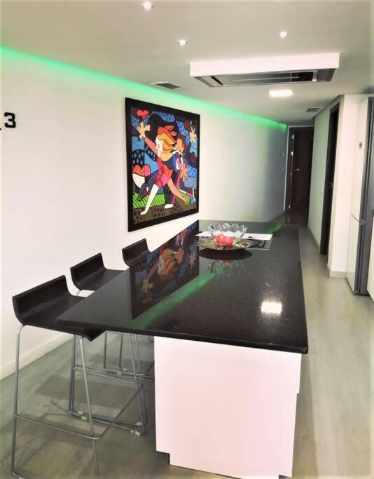 Apartamento Centro Rambla Alicante A Екстериор снимка